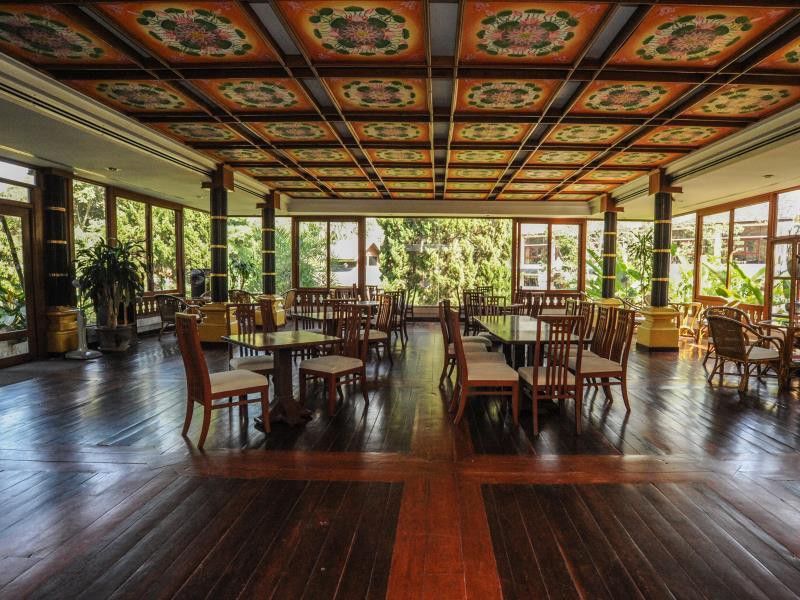 Suan Bua Hotel & Resort Ban Pong  Esterno foto