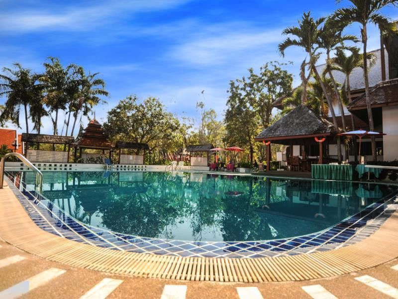 Suan Bua Hotel & Resort Ban Pong  Esterno foto