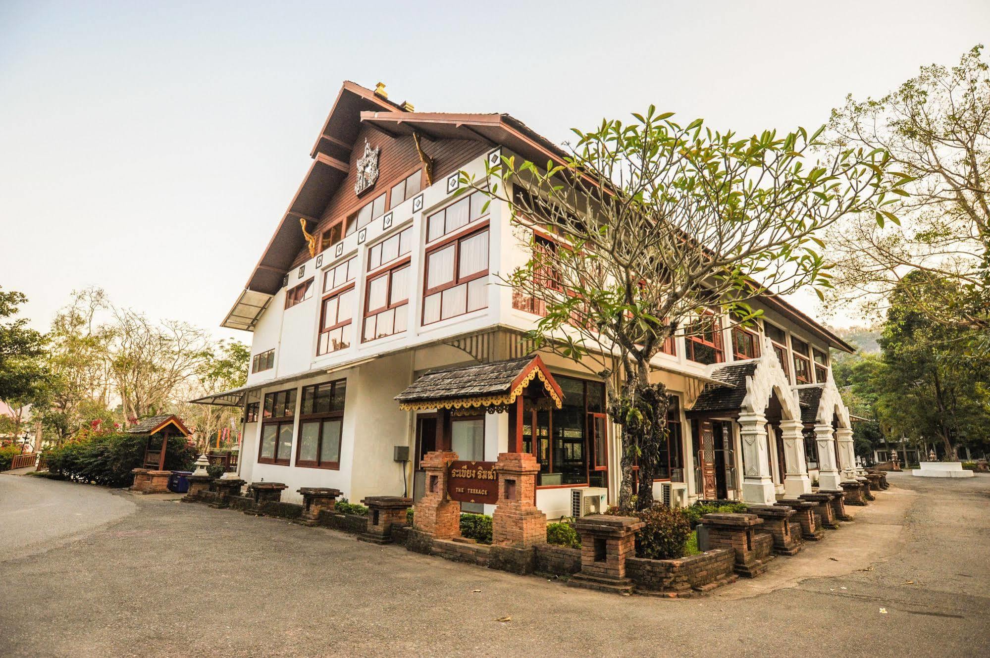 Suan Bua Hotel & Resort Ban Pong  Esterno foto